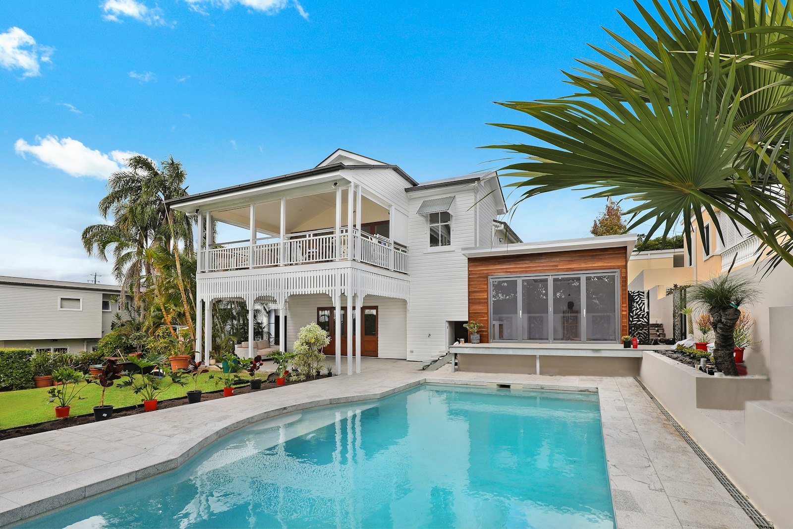 AIKAA Super-Luxe Villas — Exterior